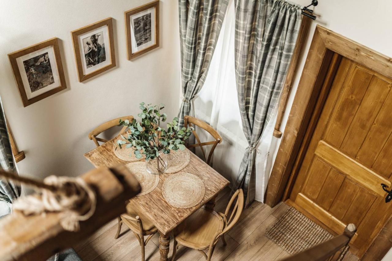 Apartment Zakopianska Antresola